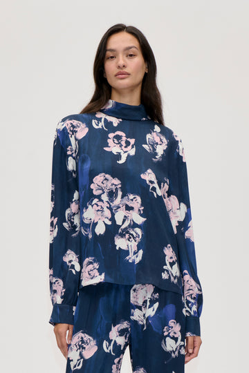Stine Goya Back Tie Blouse Top Blush Roses On Indigo